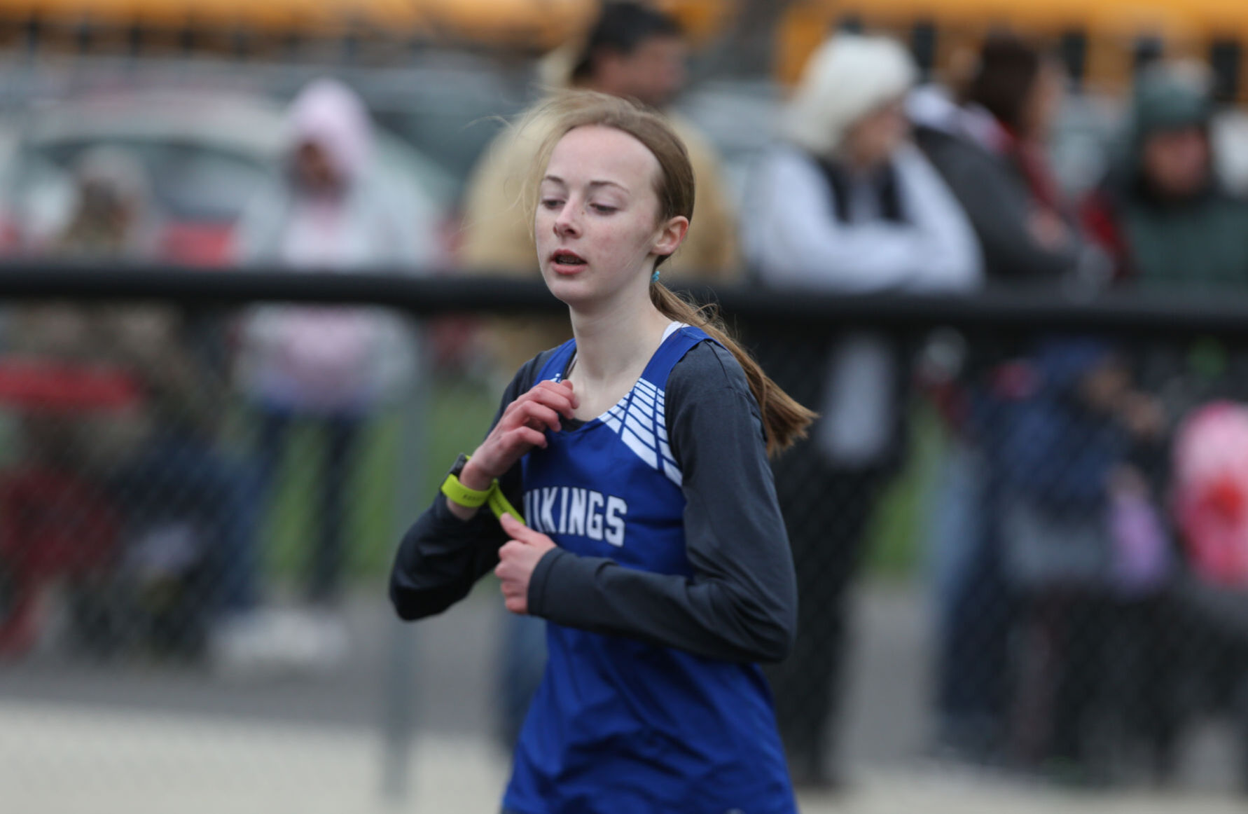 Varsity girls track at Hampton-Dumont 4-09-21-15.jpg